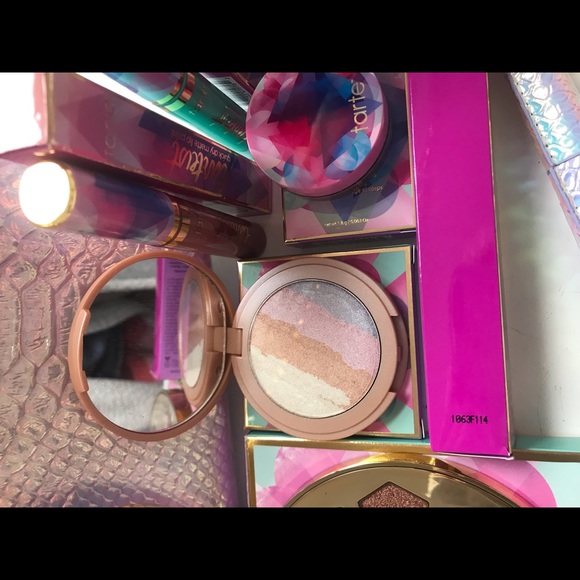 Tarte Make Believe In Yourself Bundle! 🦄 SOLD!!!! - Picture 3 of 8